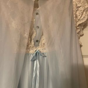 A luxurious Gilead sleveless gown with matching robe. Antique!
